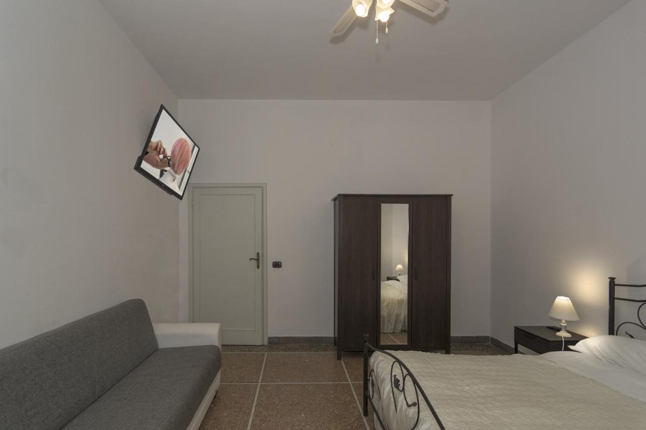 بيزا Hostel B&B المظهر الخارجي الصورة